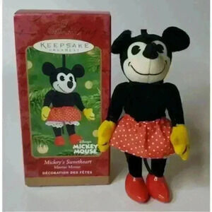 Vintage Hallmark Keepsake Mickeys Sweetheart Minnie Mouse Ornament 2001 NEW